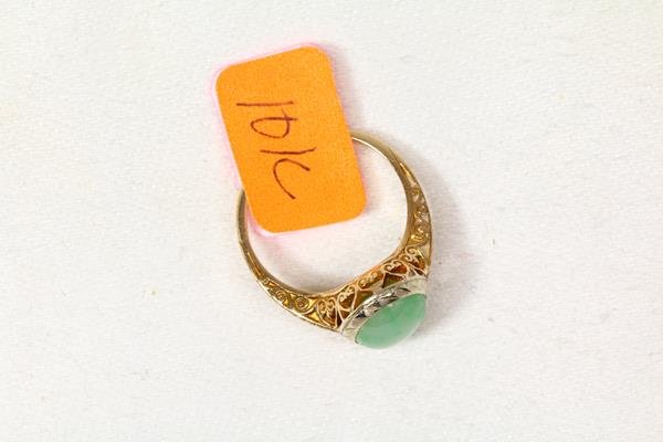 10K Yellow Gold & Jade Ring (1 of 1)