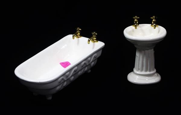 2pc Ceramic Doll House Furniture Miniatures Sink & Tub, (1 of 1)
