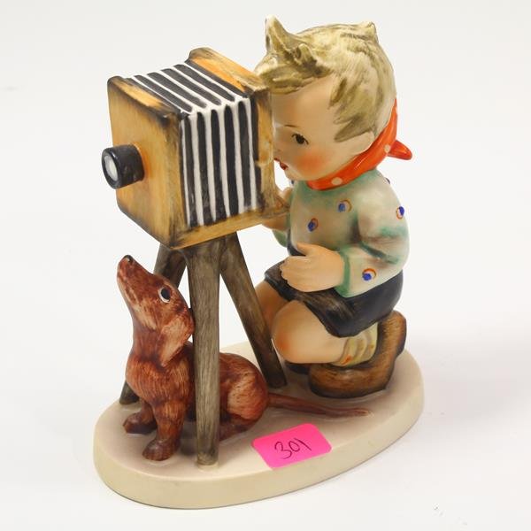 Vintage Hummel 178 The Photographer, TMK4 Boy & Dog (1 of 1)