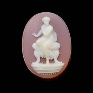 Antique Victorian Agate Cameo.: Antique Victorian Agate Cameo, Size :3cm x 2.5 cm