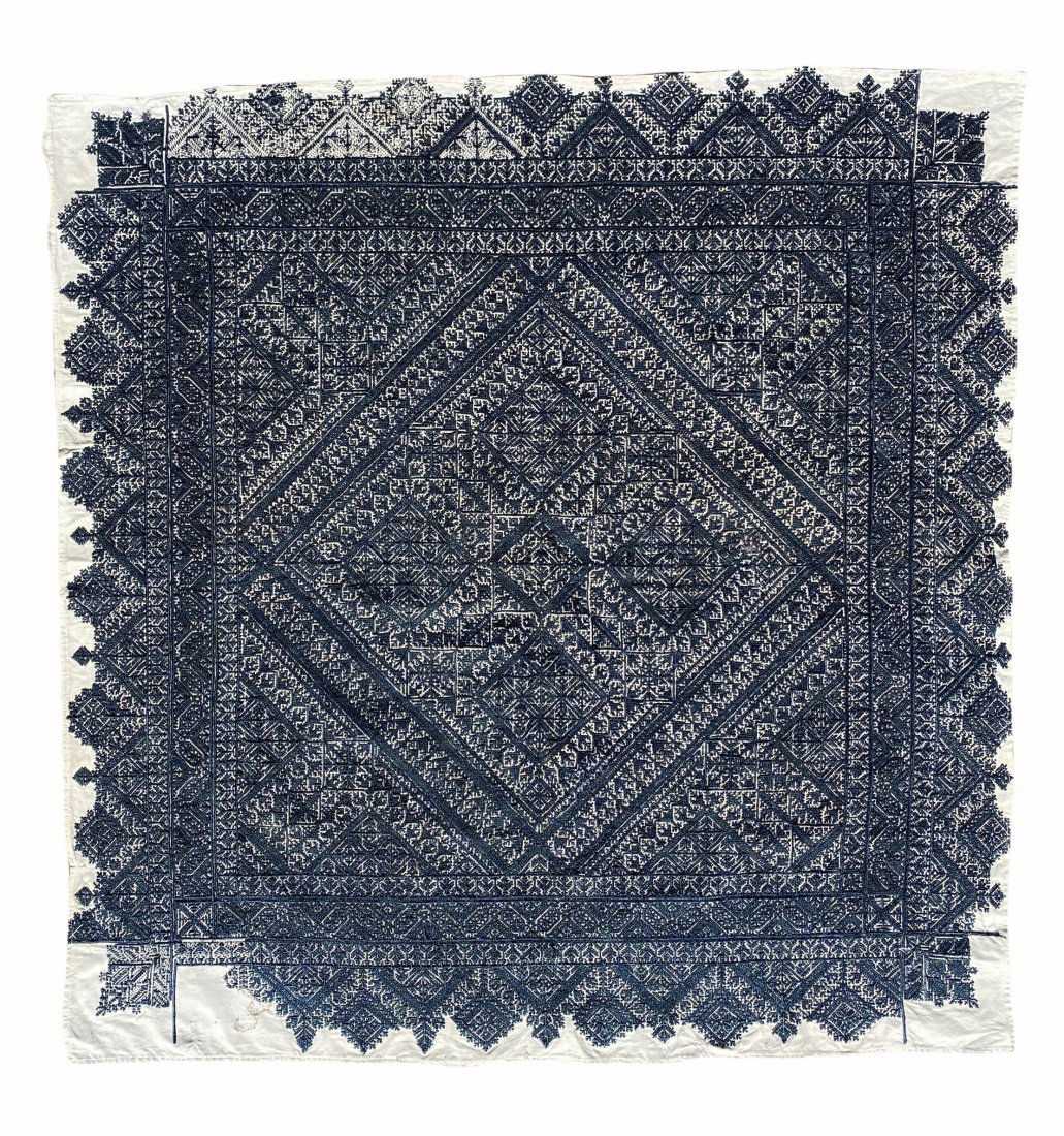 Very Rare Women Realm Bakhnoug ( head and shoulders Cover ) (1 of 9)