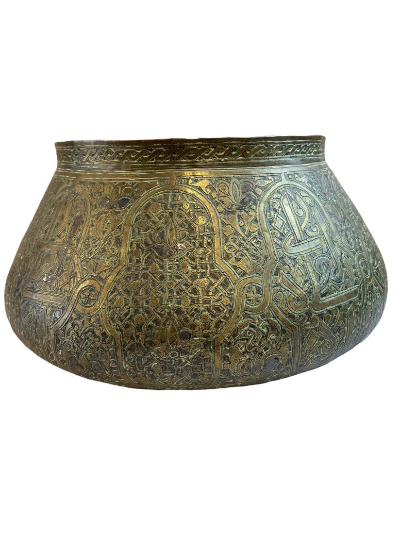 Antique Large Damascene Syrian Copper pot inlaid with silver Late 19th Century (1 of 3)