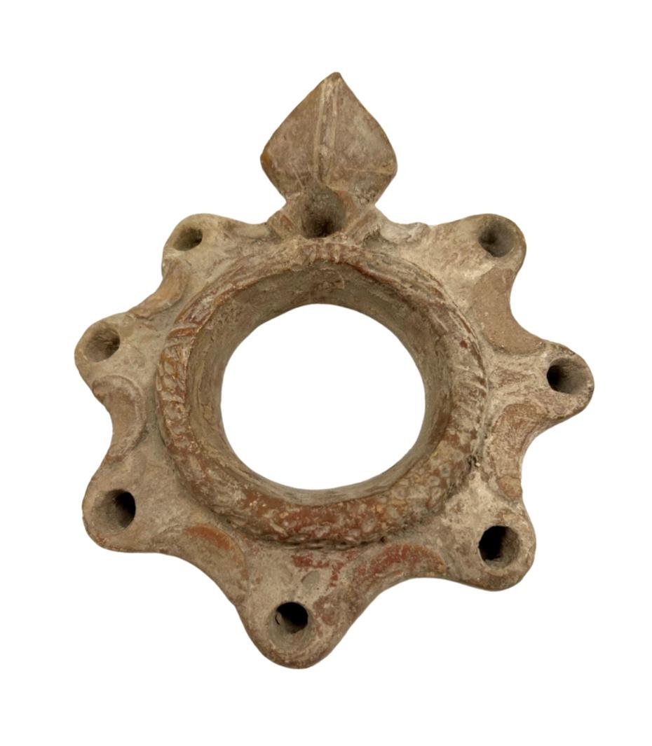 Large Ancient Roman Holyland Oil lamp. (1 of 3)