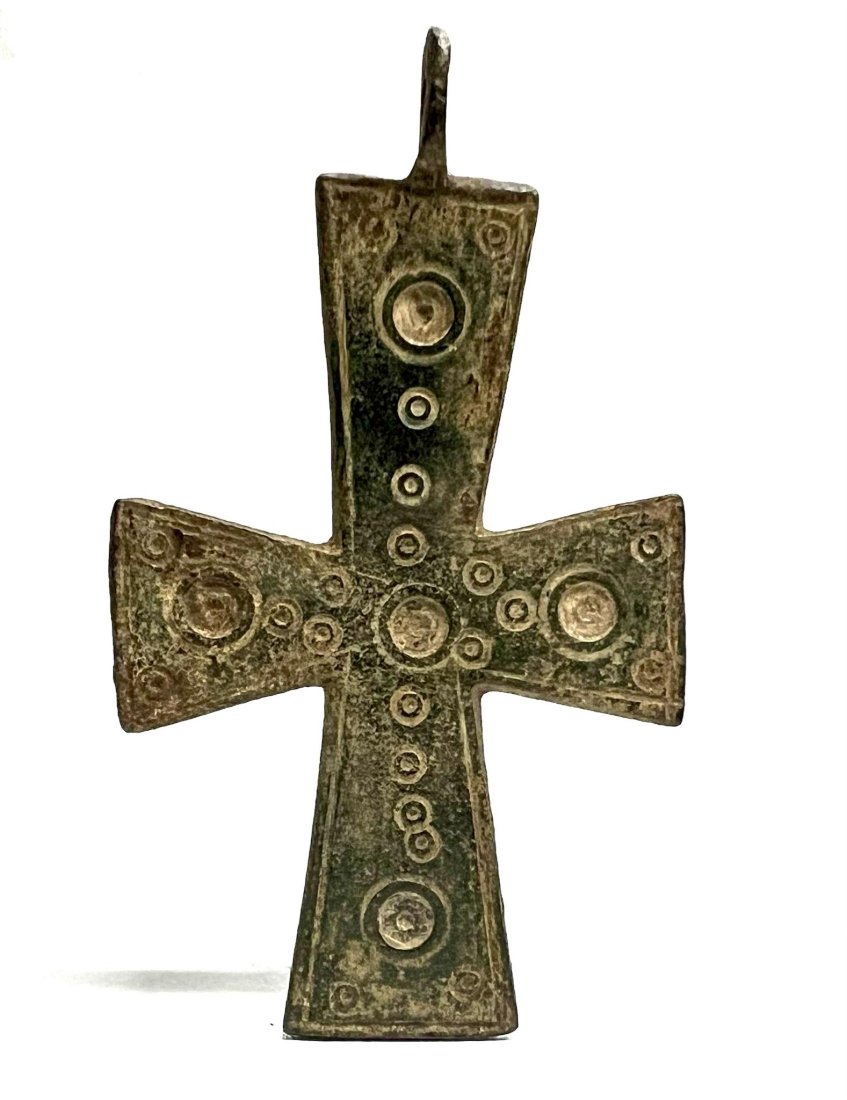 Large Ancient Byzantine Bronze Cross Pendant. (1 of 3)