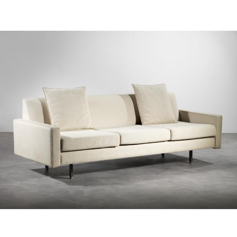 Gastone Rinaldi (Padova, 1920 - 2006)   «P 90 c» SOFA, METAL STRUCTURE, IVORY (1 of 2)