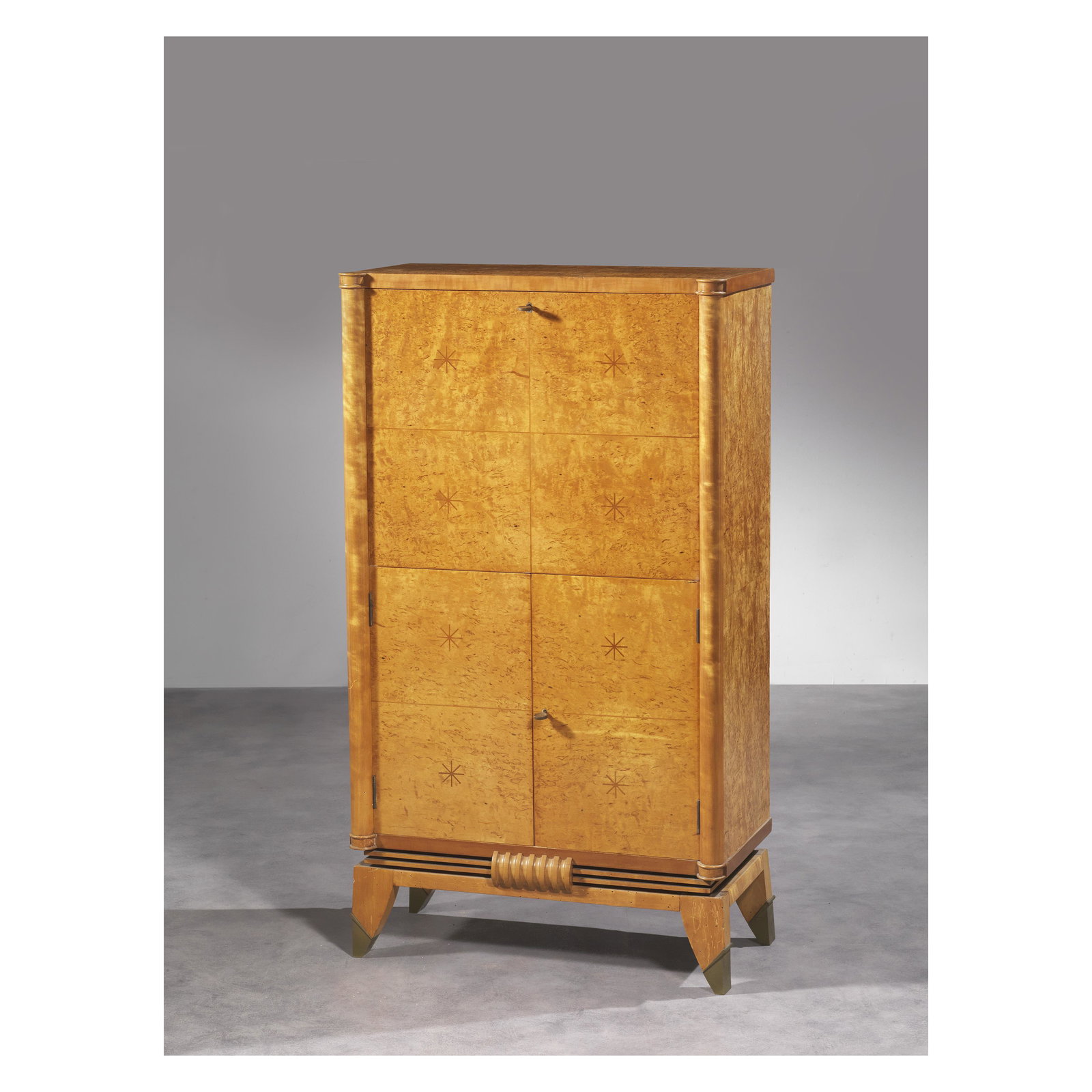 WOOD SIDEBAORD WITH FLAP   MOBILE CONTENITORE in legno impiallacciato in radica, con piano a (1 of 3)