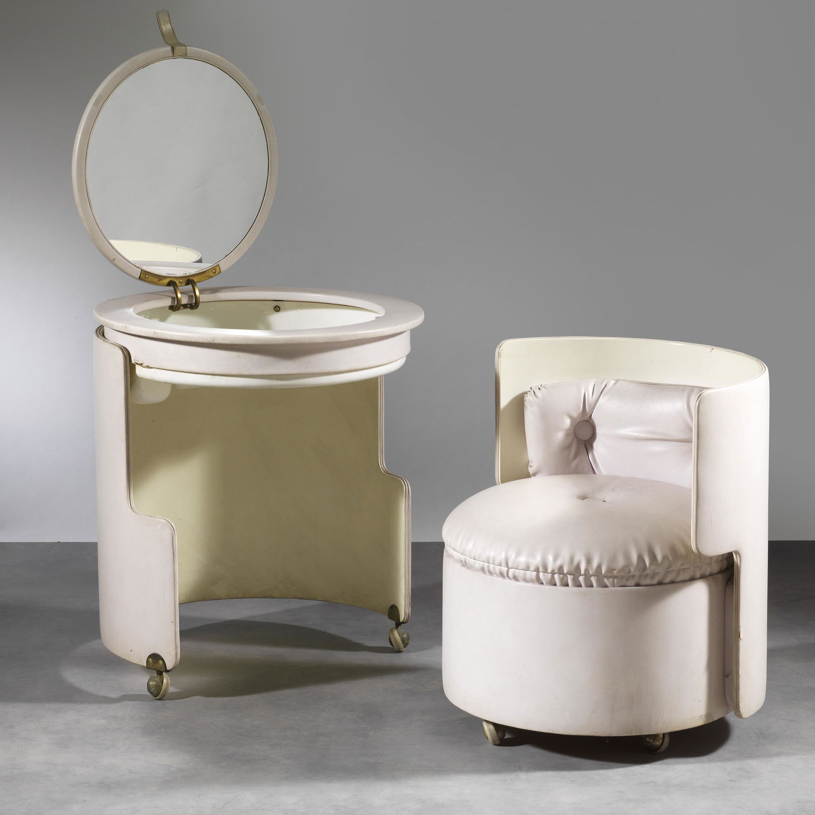 Luigi Massoni  (Milano, 1930) DILLY DALLY TOILETTE, WODDEN AND PLASTIC MATERIAL STRUCTURE, (1 of 2)