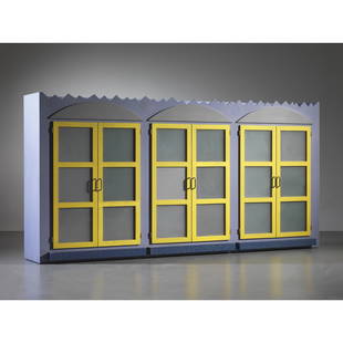 Lapo Binazzi (Firenze 1943) WOODEN SIDEBOARD: CREDENZA in legno e laminato plastico nei toni del viola e giallo Produzione Firenze, Italia, 1978cm H120xL240xP37 Autentica dell’artista