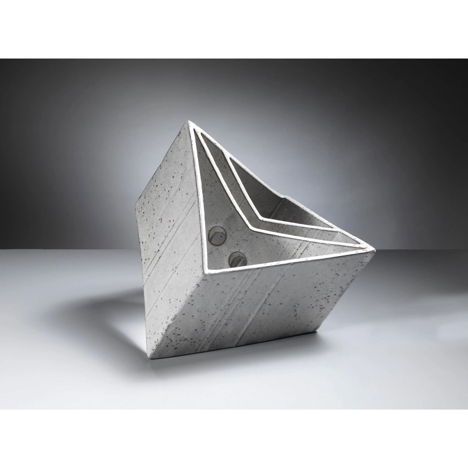 Alessio Tasca GRES SCULPTURE (1 of 2)