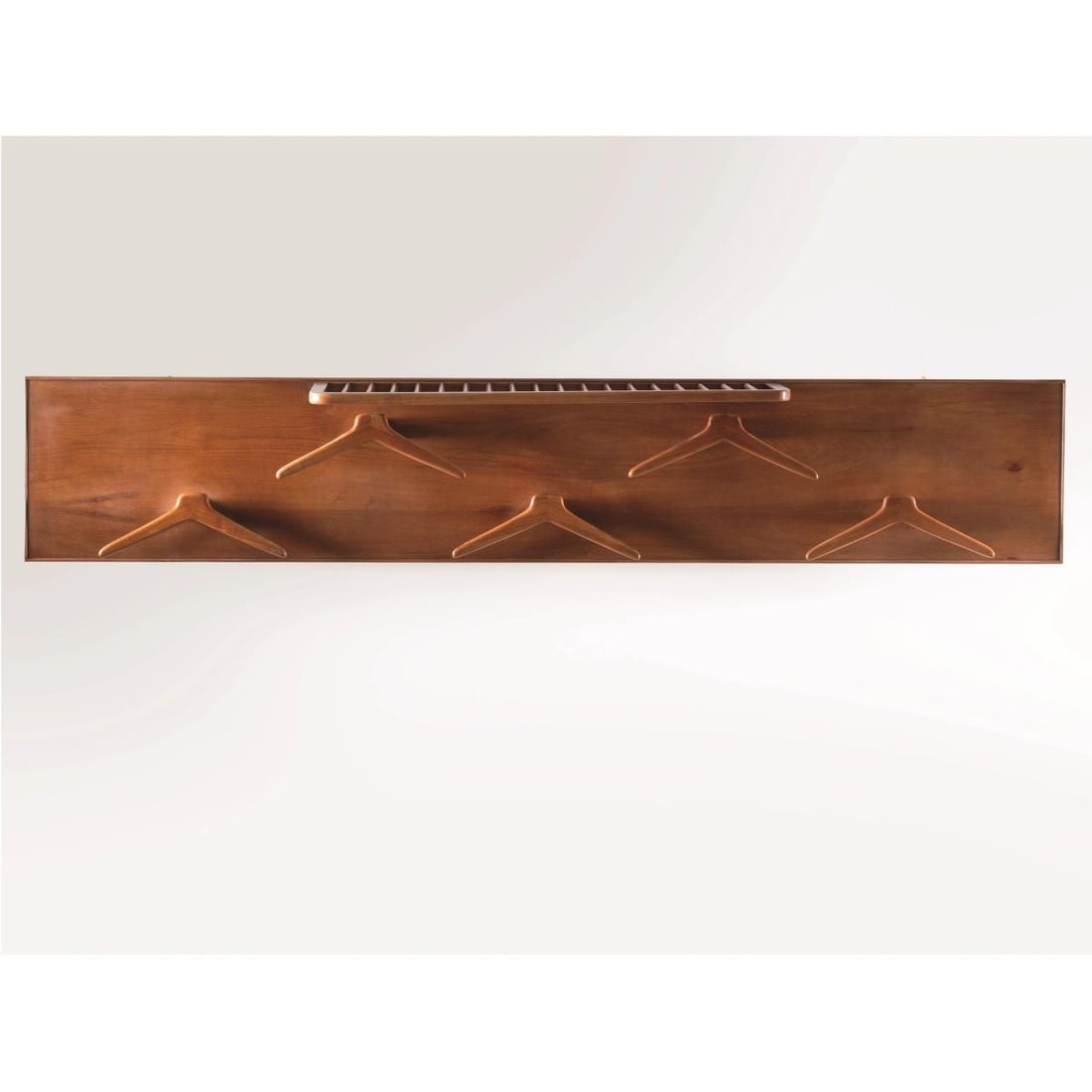 WOODEN COAT RACK: WOODEN COAT RACK APPENDIABITI in legno Produzione Italia, 1950 circa cm H224,5xL40,5xP33 