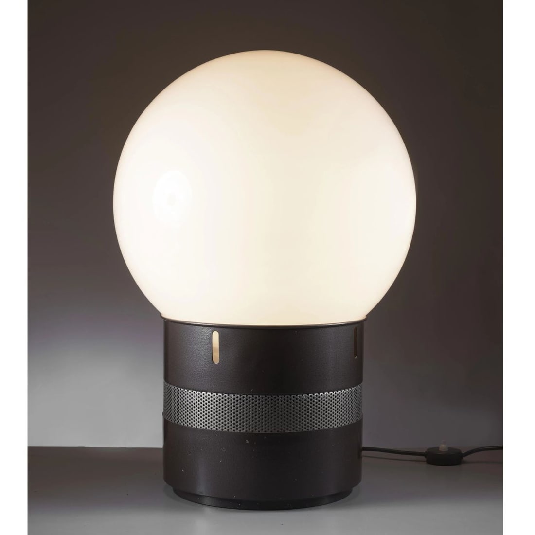 Gae Aulenti (1 of 2)