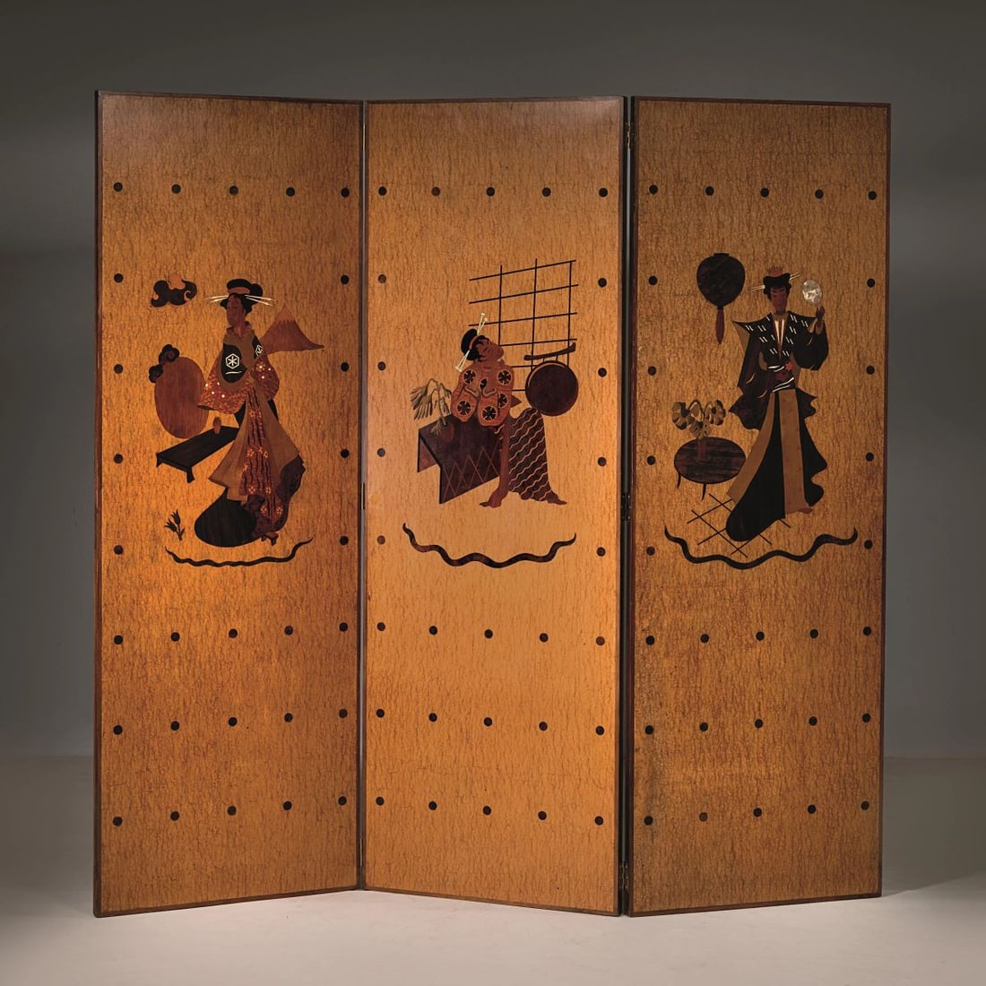 WOODEN SCREEN, BRASS DETAILS: WOODEN SCREEN, BRASS DETAILS PARAVENTO in legno, dettagli in ottone Produzione Italia, 1940 circa cm H204xL210xP3,5 