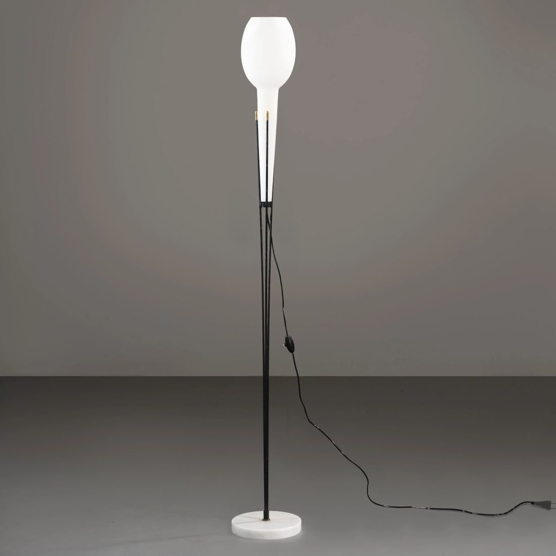 Stilux: Stilux FLOOR LAMP LAMPADA DA TERRA in metallo e vetro Produzione Stilux, Italia, 1960 circa alt. cm 145 e diam. cm 20 
