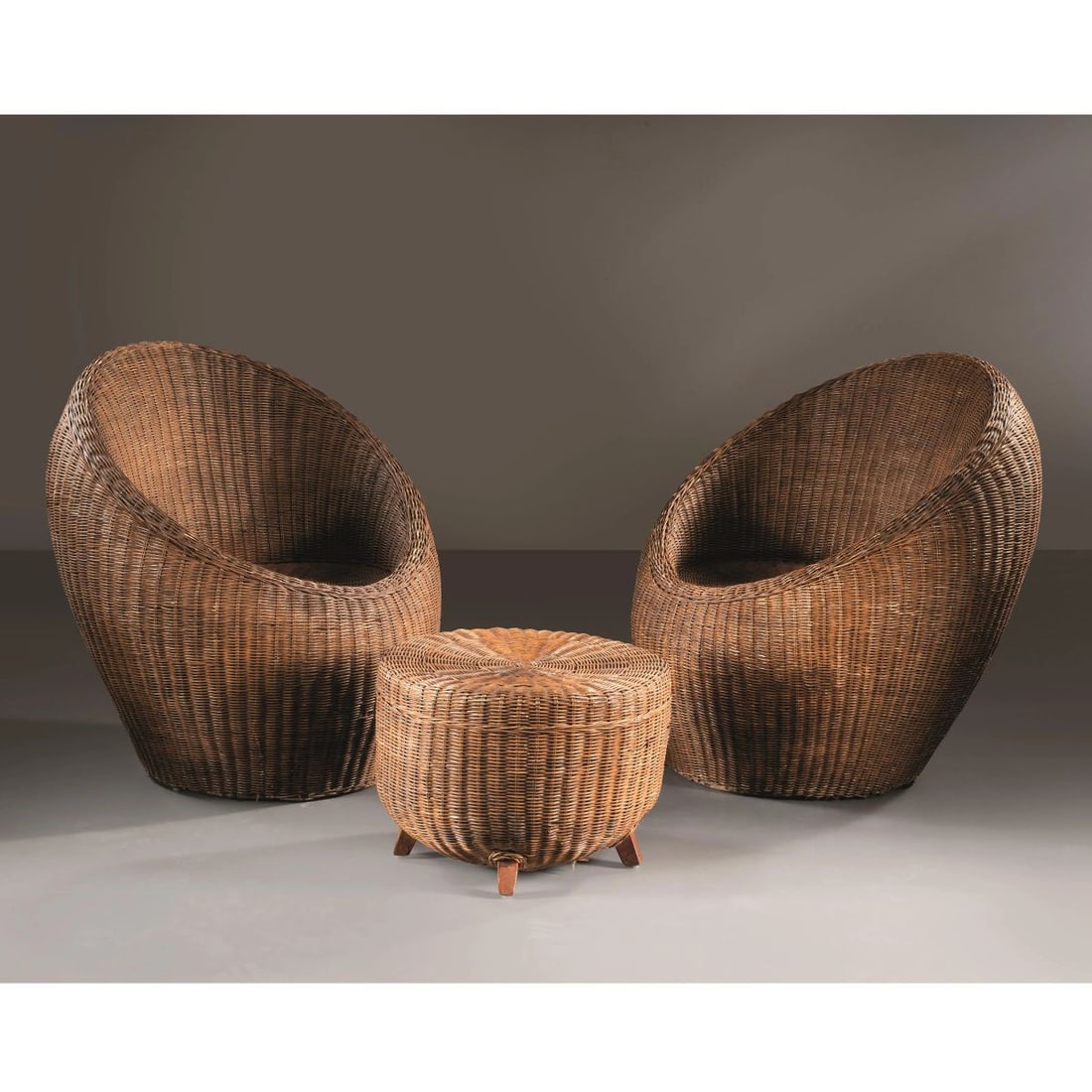 TWO ARMCHAIRS AND A POUF (1 of 1)