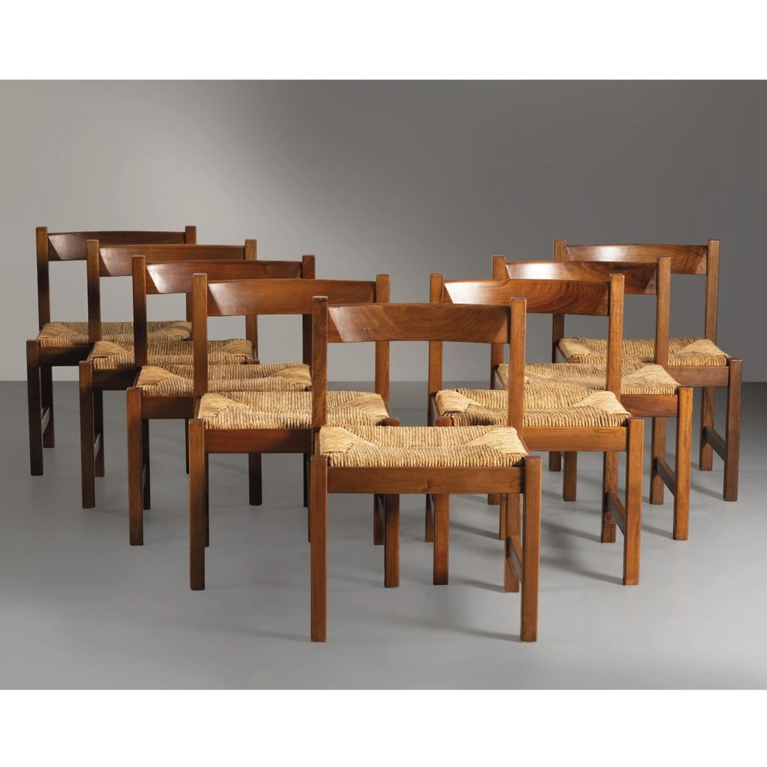 Giovanni Michelucci: Giovanni Michelucci (Pistoia, 1891 - Firenze, 1990) EIGHT CHAIRS, WOODEN STRUCTURE OTTO SEDIE MODELLO TORBECCHIA in legno, seduta in paglia Produzione Poltronova, Agliana, 1960 circa cm