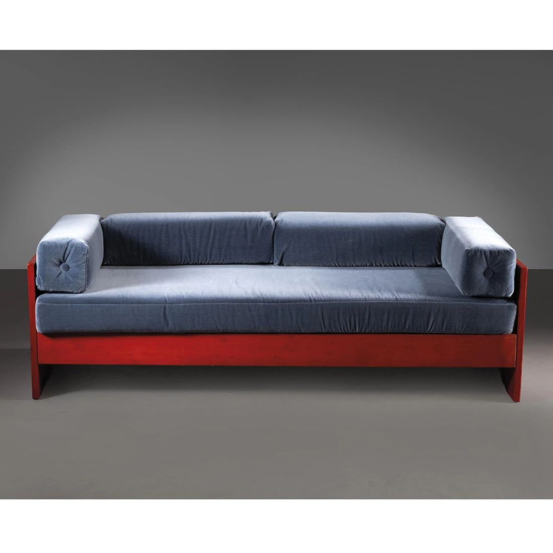 Ettore Sottsass: Ettore Sottsass (Innsbruck, 1917 - Milano, 2007) «MARAGIÀ» SOFA, WOODEN STRUCTURE DIVANO MODELLO MARAGIÀ struttura in legno Produzione Poltronova, Agliana, 1972 cm