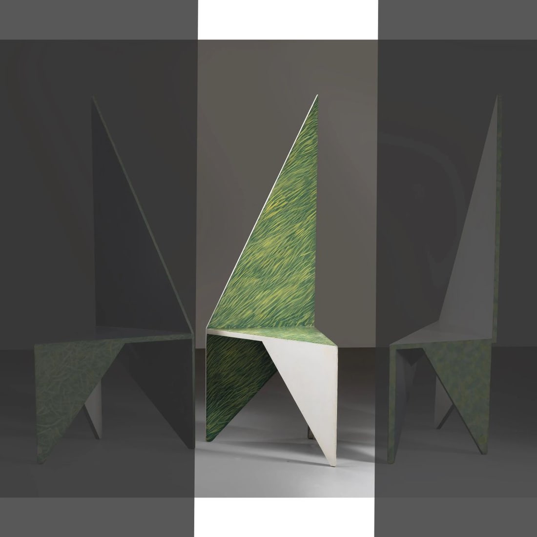 Dodo: Dodo TRIANGLE CHAIR SEDIA TRIANGOLO in legno dipinto e aerografato a mano Produzione M. Teresa Faini per Dodo, Firenze, 1980 circa cm H139xL44xP45 