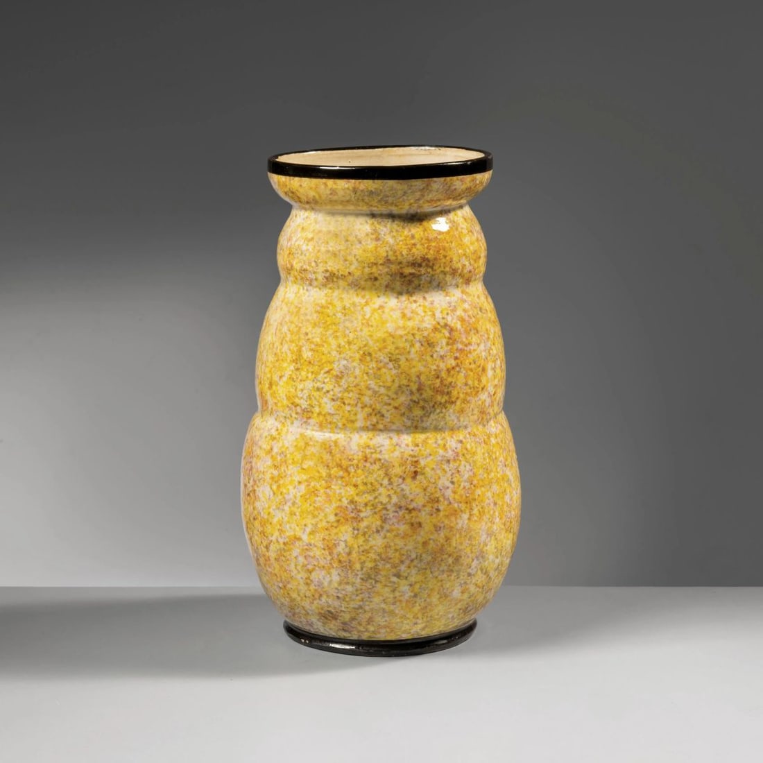 Bitossi: Bitossi YELLOW CERAMIC VASE VASO in ceramica nei toni del giallo Produzione Italia, 1920 circa alt. cm 27 e diam. cm 14