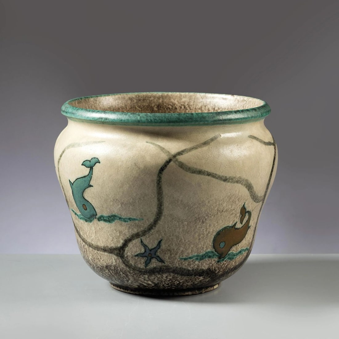 La casa dell'arte: La casa dell'arte CERAMIC VASE VASO in ceramica Produzione La casa dell'arte, Albisola, 1930 circa firma del produttore sul fondo alt. cm 19 e diam. cm 23