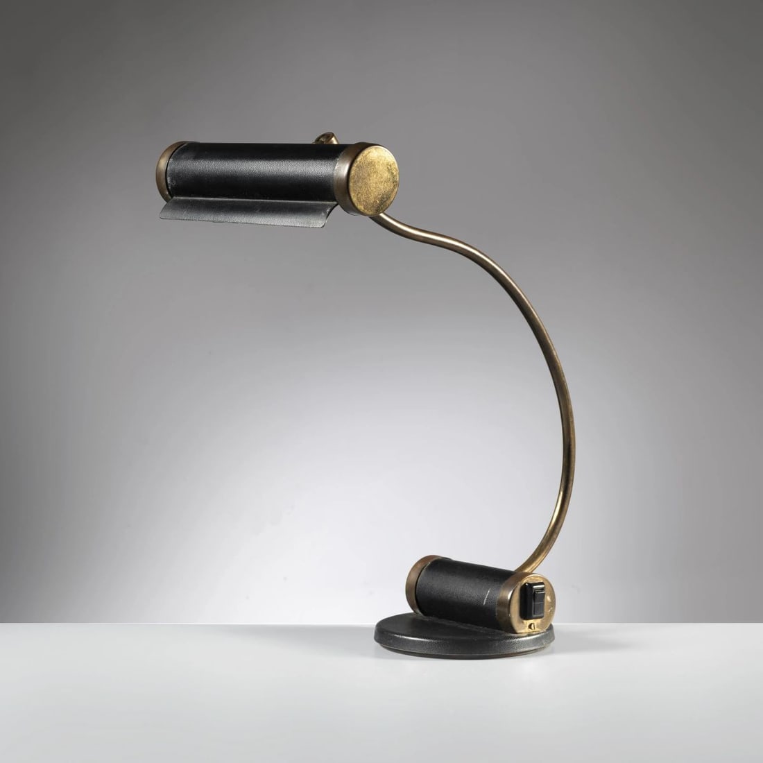 BRASS TABLE LAMP - 2