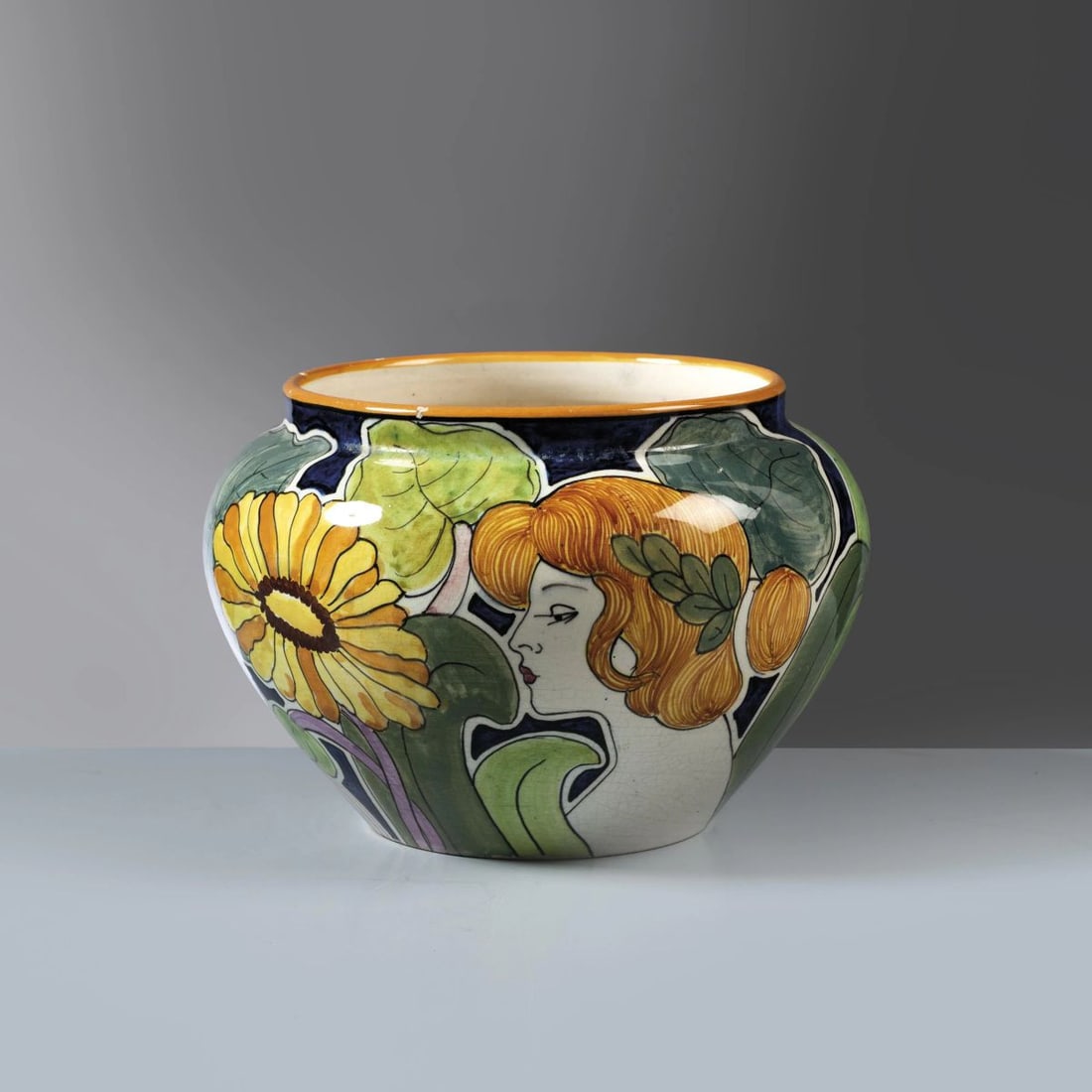 Egisto Fantechi: Egisto Fantechi (Sec. XX) VASO in ceramica Produzione Fantechi, Italia, 1905 circa firmato sul fondo alt. cm 14 e diam. cm 20 CERAMIC VASE 