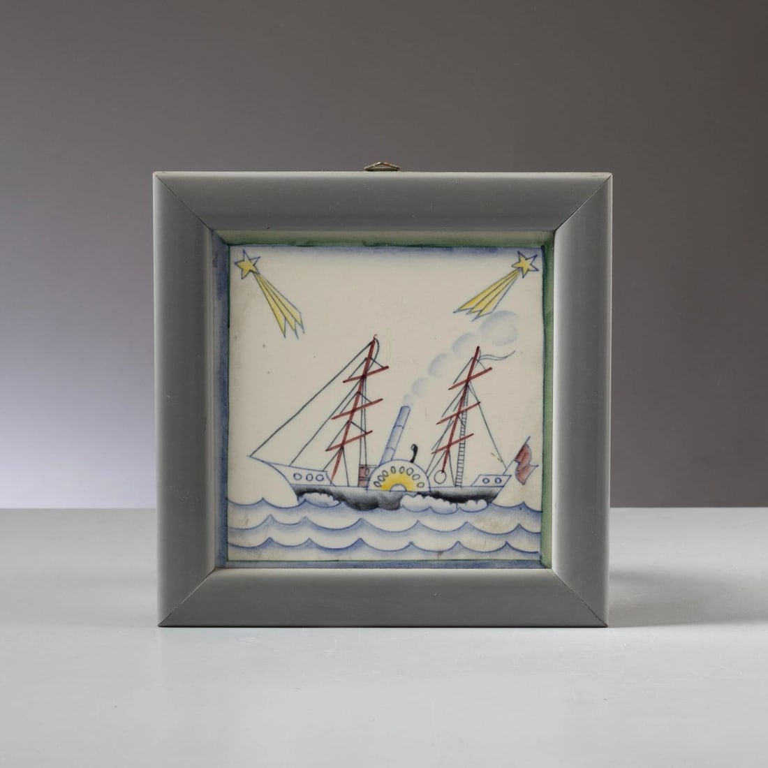 Gio Ponti: Gio Ponti (Milano, 1891 - 1979) MATTONELLA VASCELLO in porcellana Produzione Ginori, Italia, 1930 circa marchio sul retro cm H14,5xL14,5xP1 A PORCELAIN TILE 