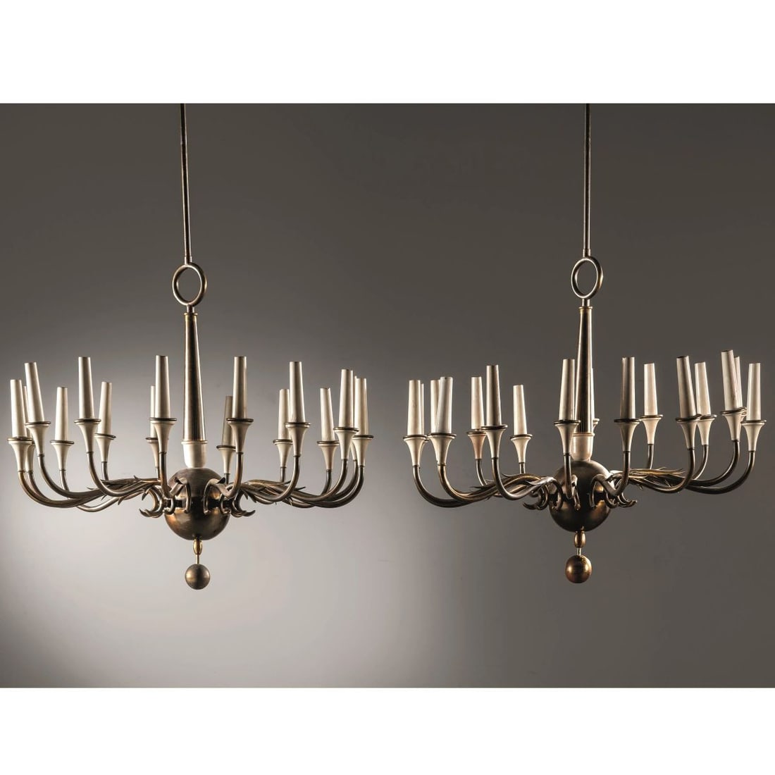 A COUPLE OF CEILING LAMPS: A COUPLE OF CEILING LAMPS COPPIA DI LAMPADARI in metallo Produzione Italia, 1950 circa alt. cm 98 e diam. cm 80