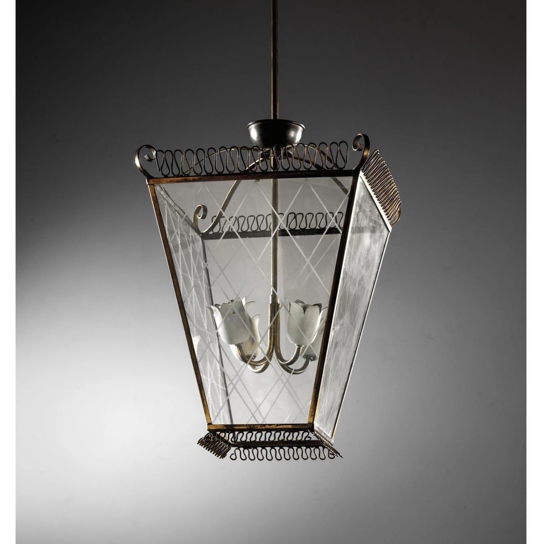 LAMPADARIO: LAMPADARIO in metallo e vetro Produzione Italia,1940 circa cm H90xL33xP33 METAL AND GLASS CEILING LAMP
