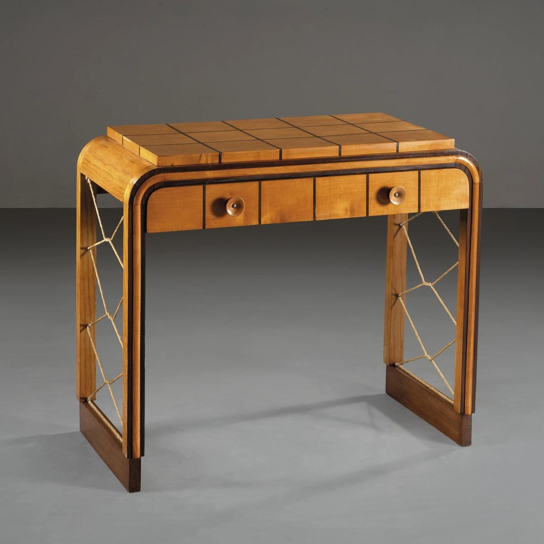WOODEN CONSOLLE
