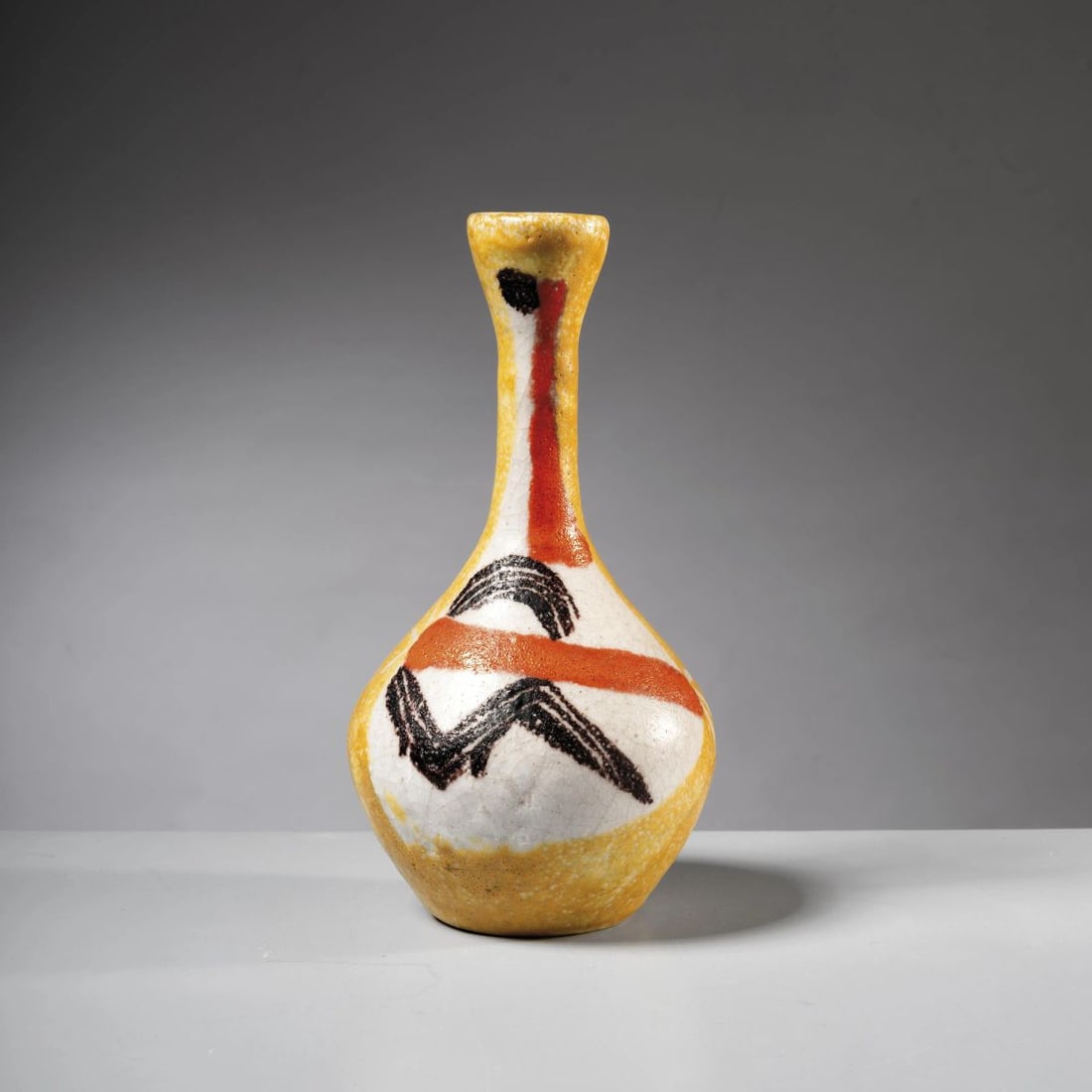 Guido Gambone: Guido Gambone (Montella, 1909 - Firenze, 1969) VASO in ceramica nei toni dell’ arancio, giallo e nero Produzione Italia, 1955 circa firmato sul fondo alt. cm 22 e diam. cm 13 