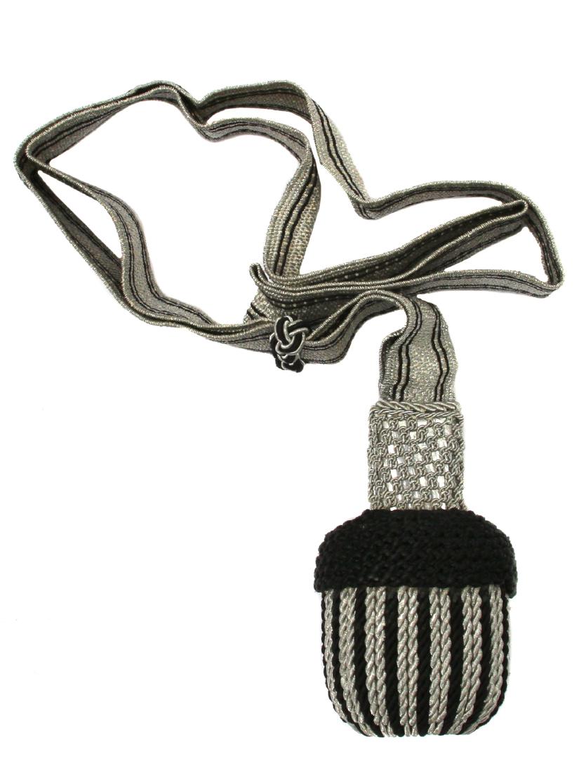 WW2 GERMAN ELITE FORCES SWORD OR DAGGER TASSEL: WWII German sword or bayonet knot/tassel for elite forces. In its original condition. WWII un-issued piece with silver & black Dimensions: L: 15 in., (38 cm.)