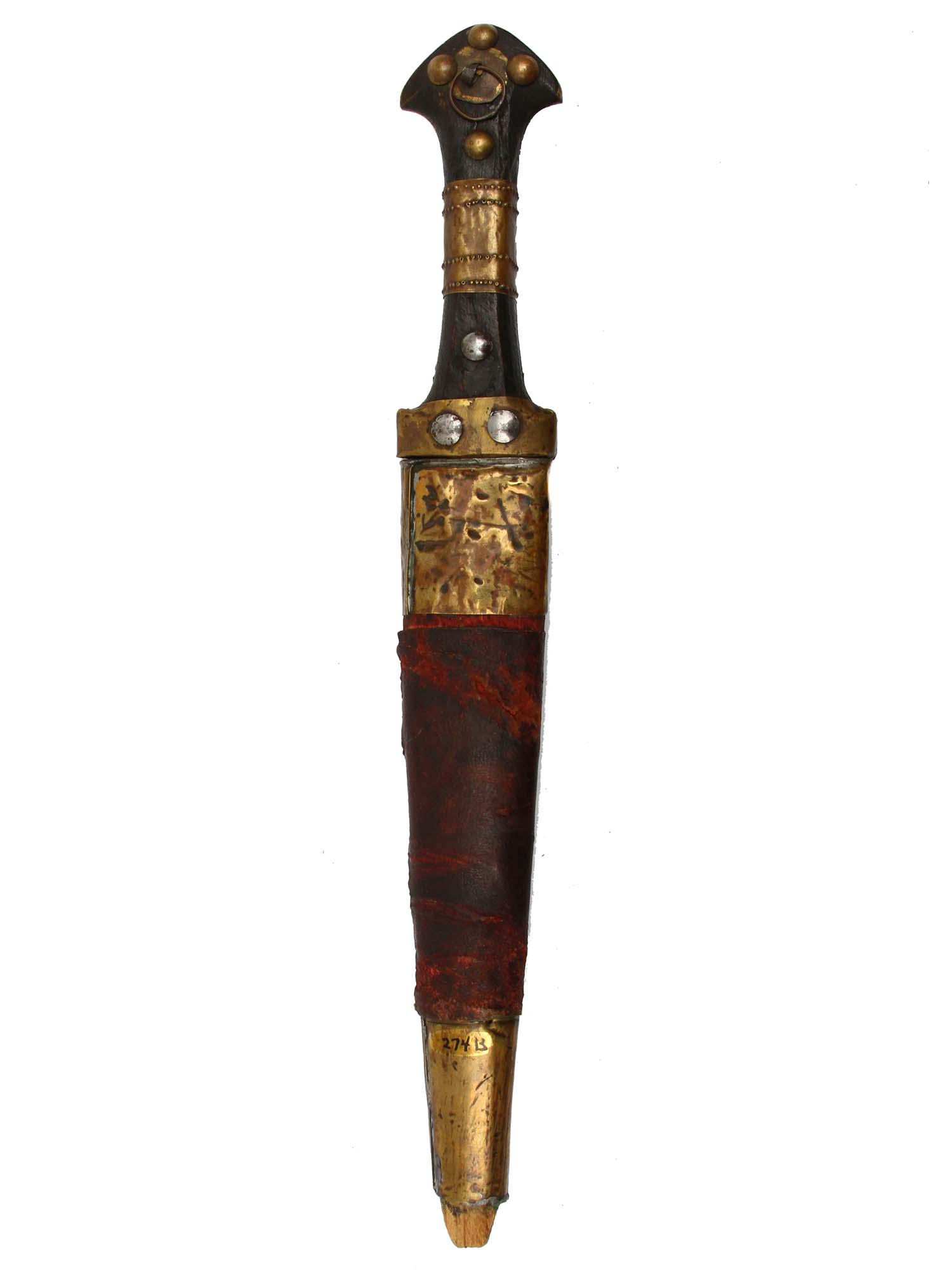 AN ISLAMIC NORTH AFRICAN DAGGER IN SILVER MOUNTS (1 of 6)