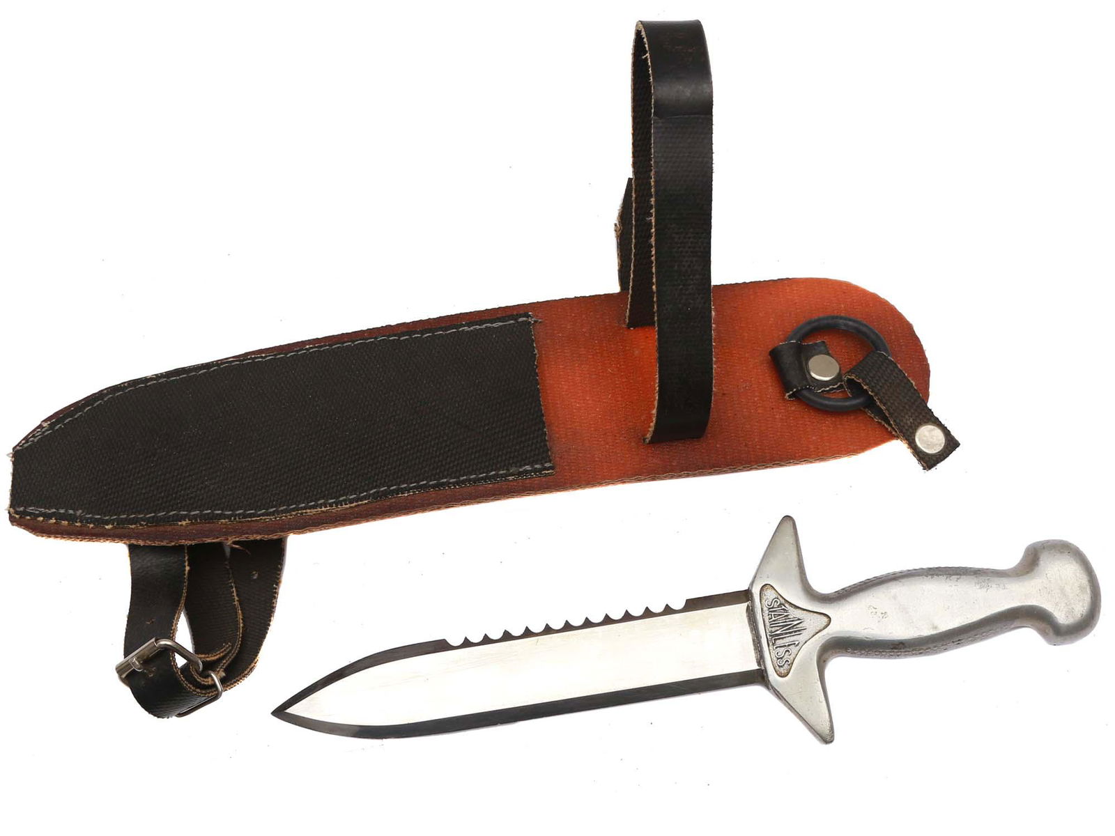 A RARE HUNGARIAN DIVERâ€™S DAGGER KNIFE (1 of 6)