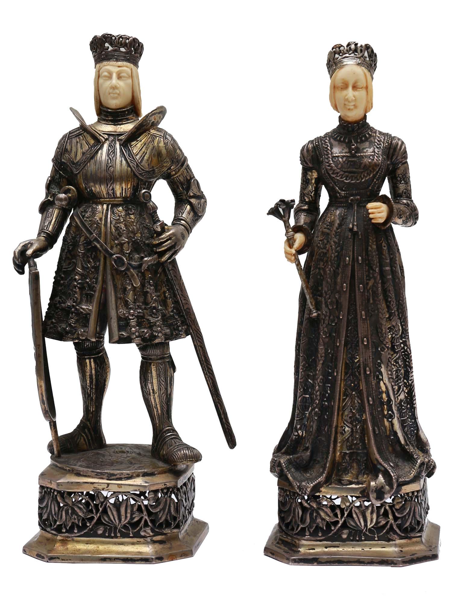A GERMAN SILVER MINIATURE KING AND QUEEN GROUPING (1 of 7)