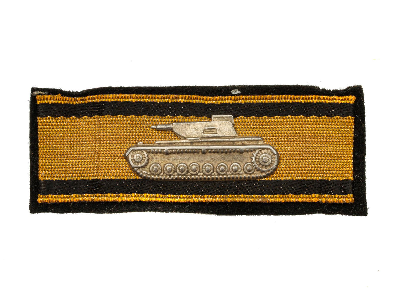 A RAGE GERMAN WW2 TANK DESTRUCTION BADGE GOLD GRADE (1 of 2)
