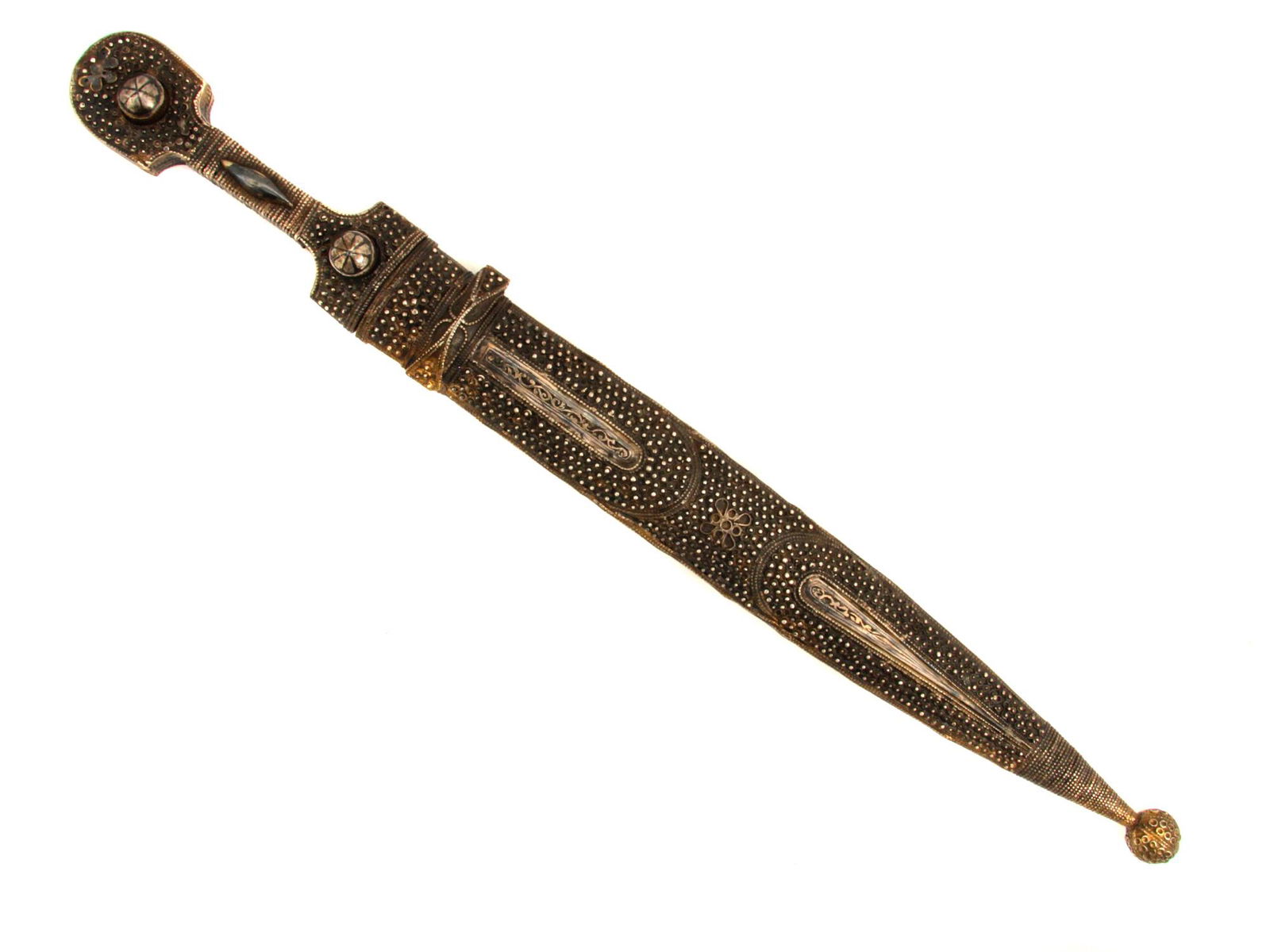 A RUSSIAN GEORGIAN SILVER-MOUNTED KINDJAL DAGGER (1 of 6)