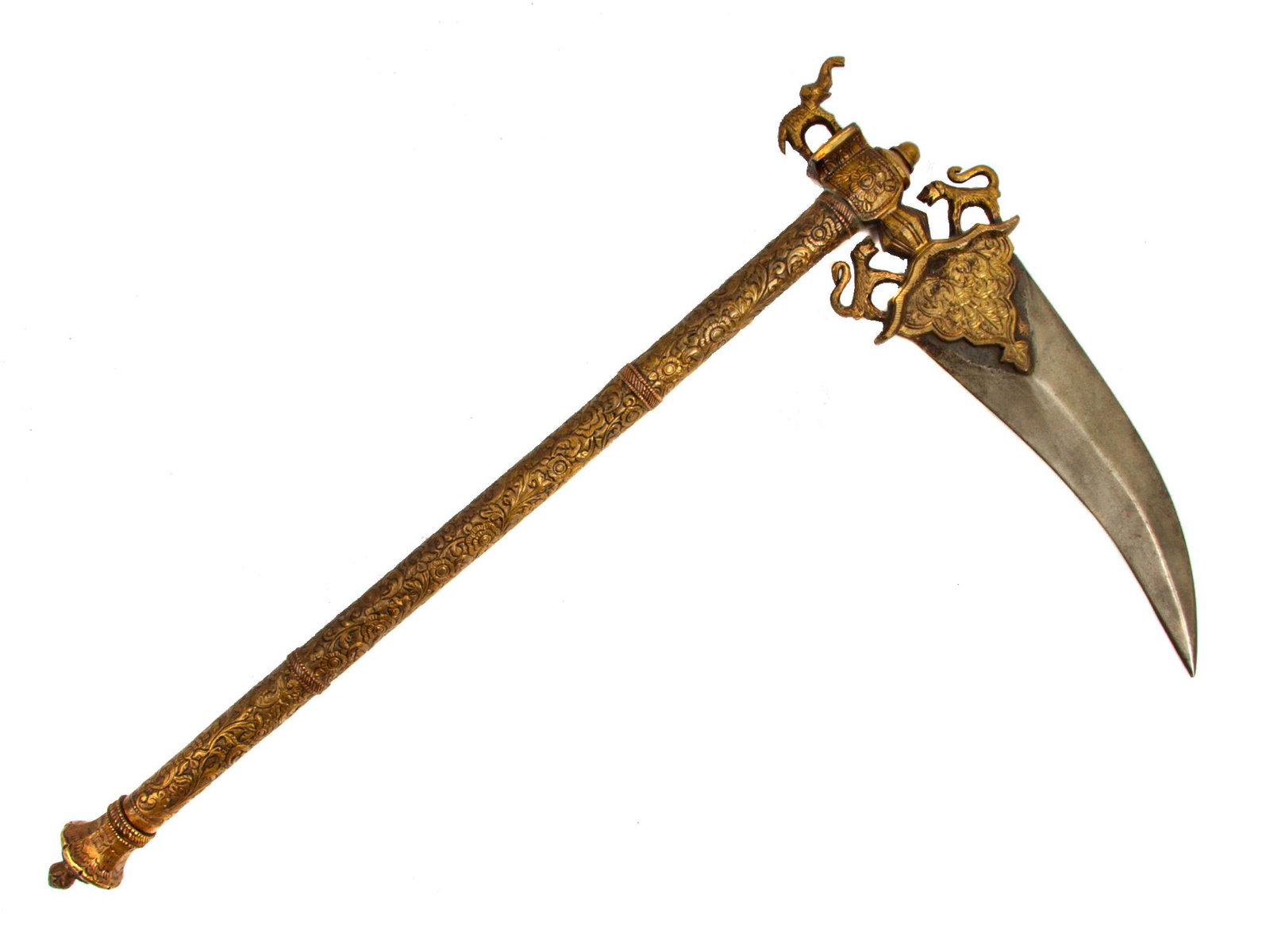 AN INDIAN MUGHAL ISLAMIC AXE ZAGHNAL WITH DAGGER: The brass head with gilt finish, diamond-shaped section double edged steel blade, decorated with chased floral motifs and mounted with the confronted figures of lions, and an elephant at the top. Bras