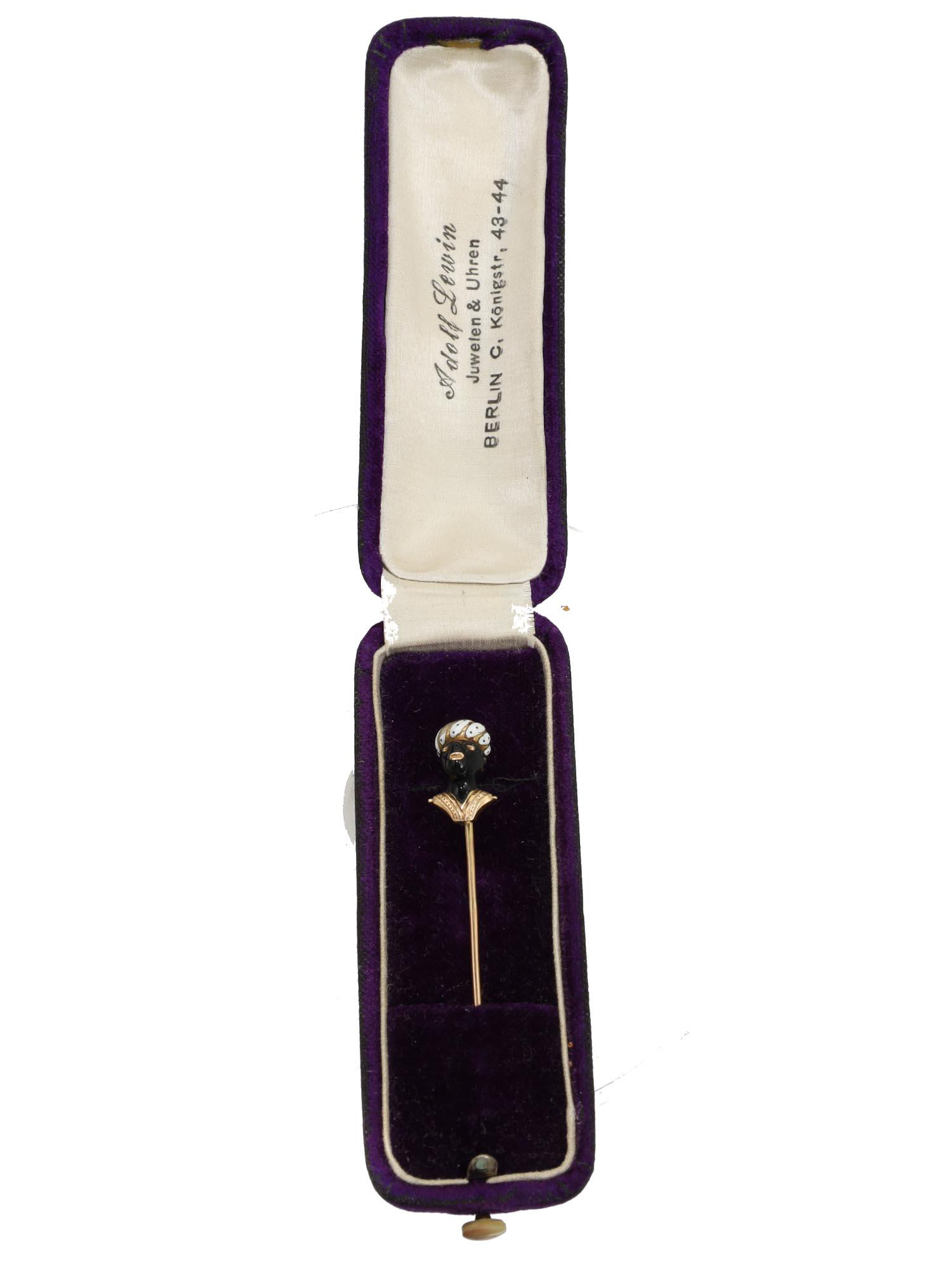 AN ANTIQUE RUSSIAN GOLD TIE PIN, 19TH CEN. (1 of 5)