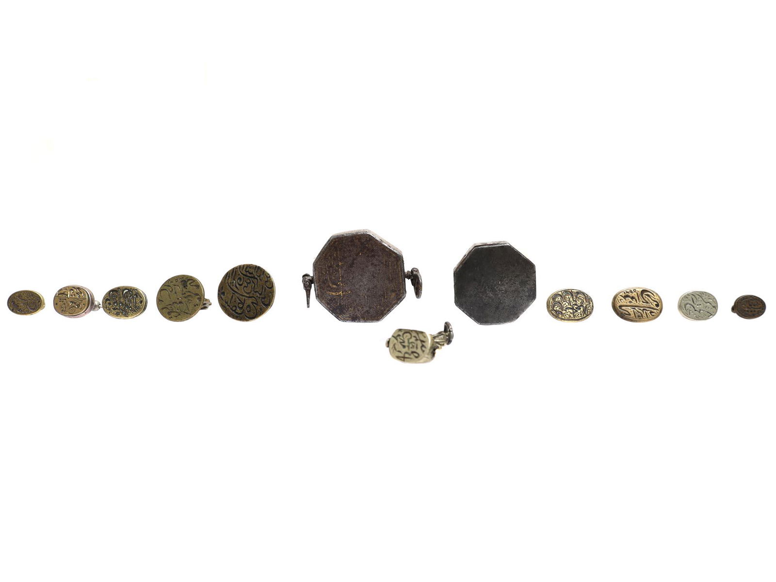 A COLLECTION OF ISLAMIC ITEMS, 12 PCS., 18-19 CC. (1 of 9)