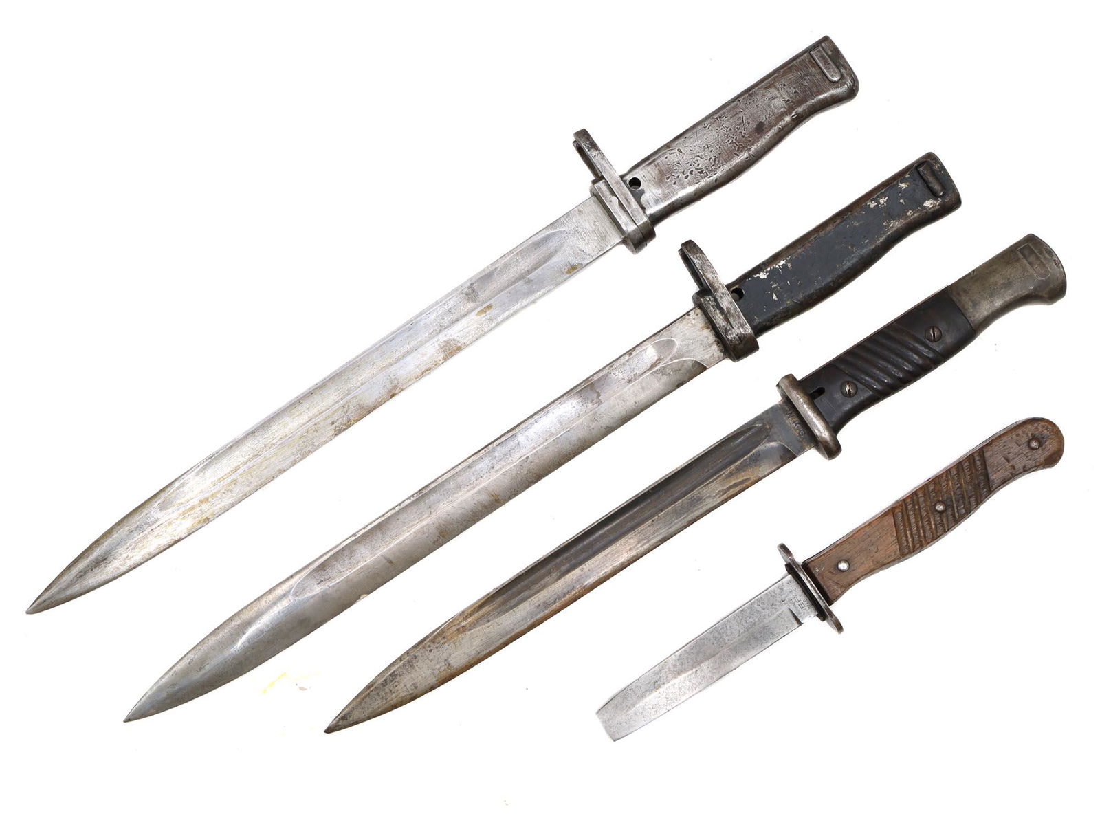 A LOT OF FOUR GERMAN MAUSER BAYONETS KNIVES, WW1 (1 of 4)