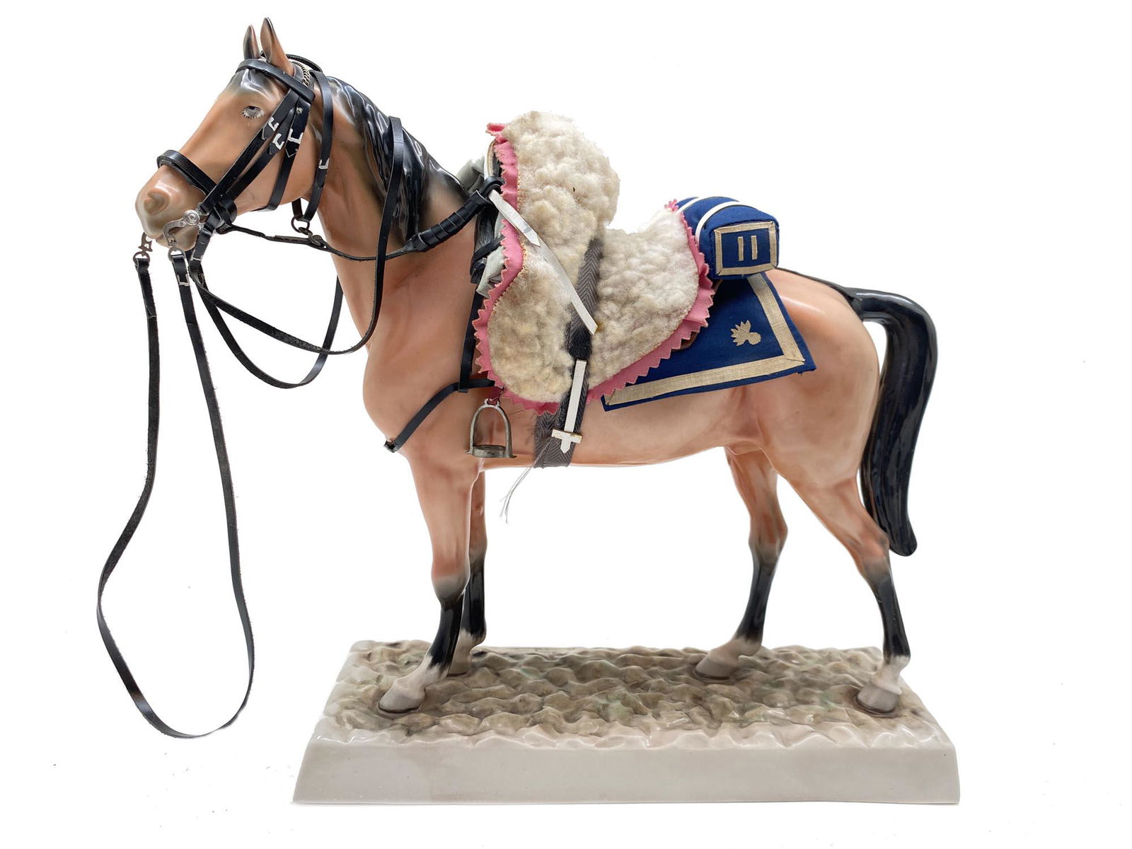 A VAN GERDINGE HORSE WITH LUGGAGE PORCELAIN FIGURINE (1 of 7)