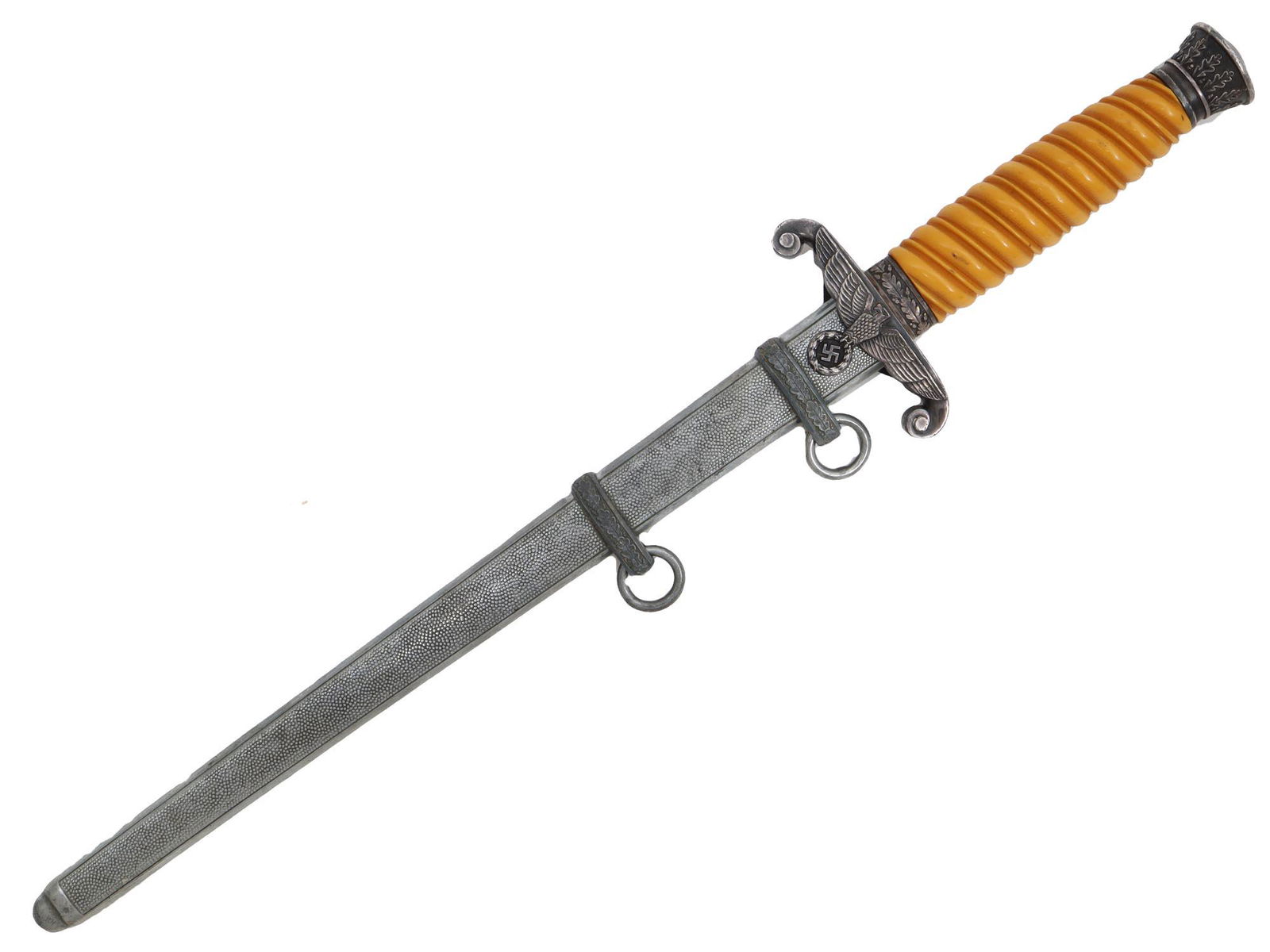 A GERMAN WWII ARMY HEER OFFICER'S DAGGER, MAKER BY PUMA (1 of 4)