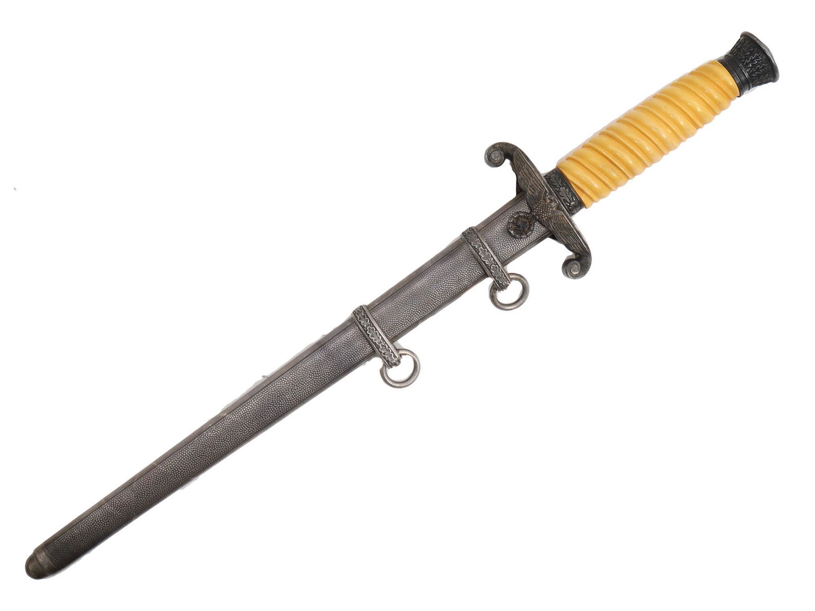 A GERMAN WWII ARMY DAGGER, ALCOSO, WITH ETCHED BLADE (1 of 6)