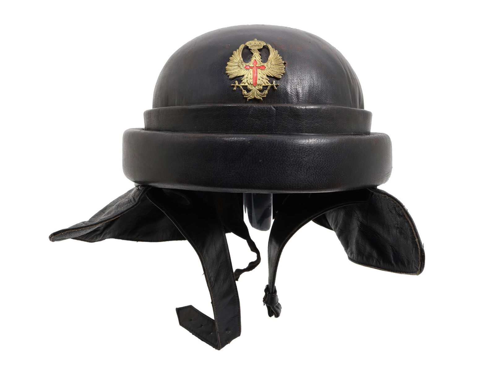 A SPANISH CIVIL WAR MODEL 1935 TANKERS HELMET (1 of 6)