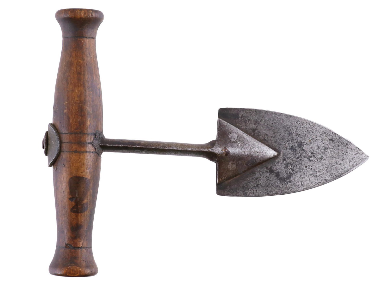A LARGE 18/19 CEN. PUSH DAGGER WITH REINFORCED WIDE BLADE: An unusual push dagger possibly a conversion from a harpoon with a large turn-wood handle measuring 5 3/8 in., (13.5 cm.) in length. Dimensions: L: 6 3/4 in., (17 cm.)