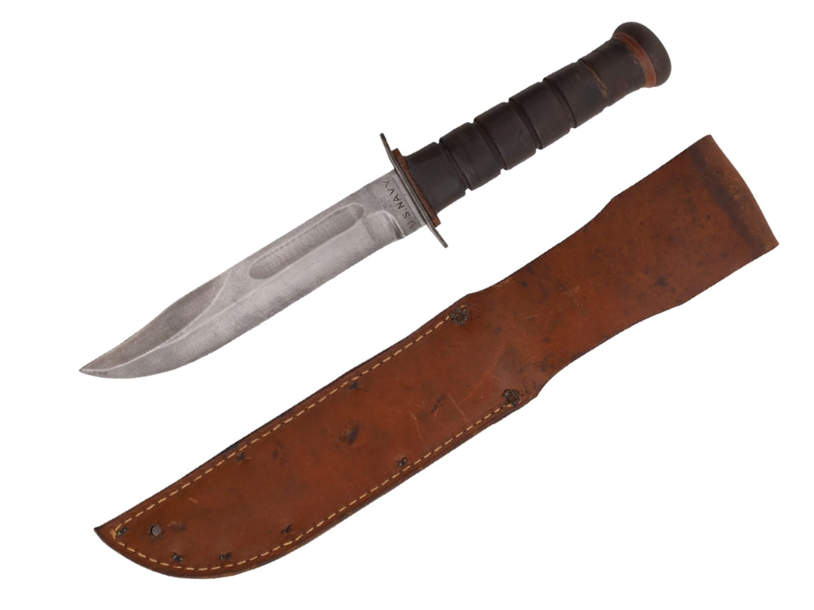AN US NAVY WWII RED SPACER PAL MARK 2" FIGHTING KNIFE: World War 2 PAL USMC red spacer Mark 2 fighting knife. This Mark 2 variation has a thick dark-red spacer next to the guard. The blade is marked U.S. NAVY and RH PAL 37 is made in USA. The sheath is st