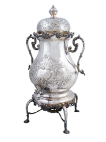 A MONUMENTAL SILVER TEA URN SAMOVAR IN VICTORIAN STYLE