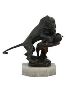 A BRUNO ZACH, AUSTRIAN, BRONZE SCULPTURE OF A MAN AND LION