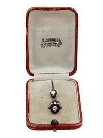 A CASED RUSSIAN SILVER-MOUNTED DIAMOND PENDANT, 19TH CEN.