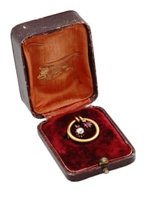 AN IMPERIAL RUSSIAN GOLD BROOCH SET WITH DIAMONDS AND RUBIES